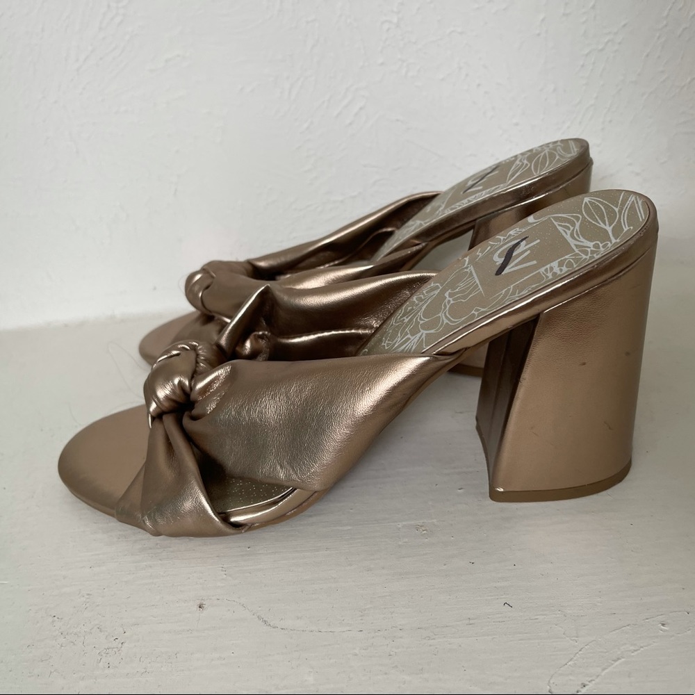 DV slip on heels